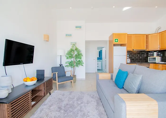 410 Quinta Do Paraiso Apartment